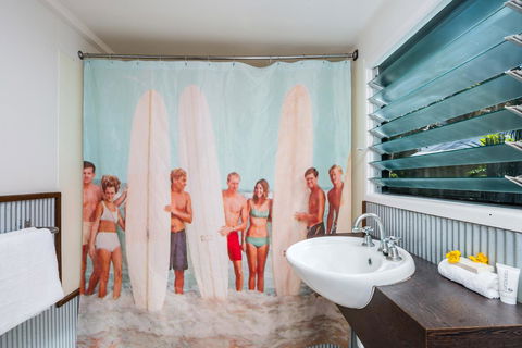 Gidget's Surf Shack - Accommodation Main Beach 7