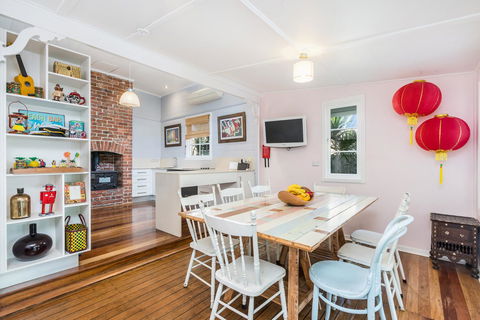 Gidget's Surf Shack - Accommodation Main Beach 1