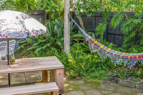 Gidget's Surf Shack - Accommodation Main Beach 28