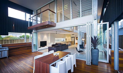 Casuarina Beachfront House - Hostie Properties - Accommodation Main Beach 21