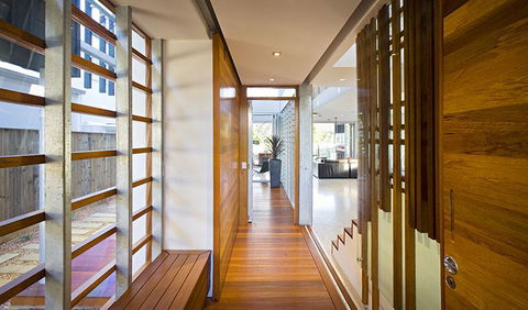 Casuarina Beachfront House - Hostie Properties - Accommodation Main Beach 22