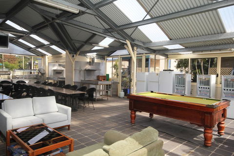 Amaroo Resort - Accommodation Main Beach 2