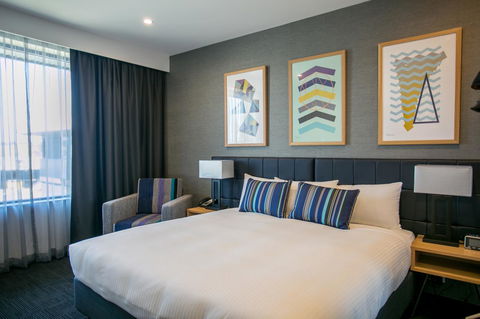 Alpha Hotel Eastern Creek - Accommodation Main Beach 38