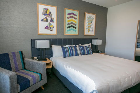 Alpha Hotel Eastern Creek - Accommodation Main Beach 37