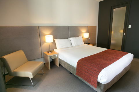 Alpha Hotel Eastern Creek - Accommodation Main Beach 31