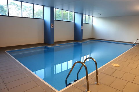 Alpha Hotel Eastern Creek - Accommodation Main Beach 25