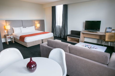 Alpha Hotel Eastern Creek - Accommodation Main Beach 14