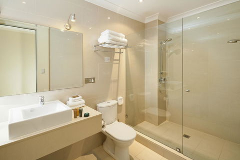 Best Western Plus Hotel Stellar - Accommodation Main Beach 5