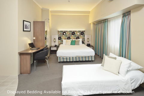 Best Western Plus Hotel Stellar - Accommodation Main Beach 39
