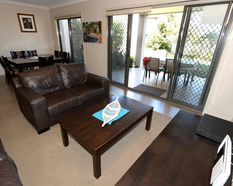 Yarrawonga Waterfront Apartments - Accommodation Main Beach 13