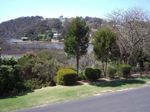 BlueWater Apartments - Accommodation Main Beach 11