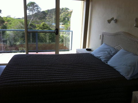BlueWater Apartments - Accommodation Main Beach 5