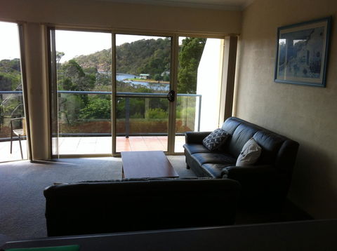 BlueWater Apartments - Accommodation Main Beach 10