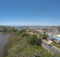BlueWater Apartments - Accommodation Main Beach