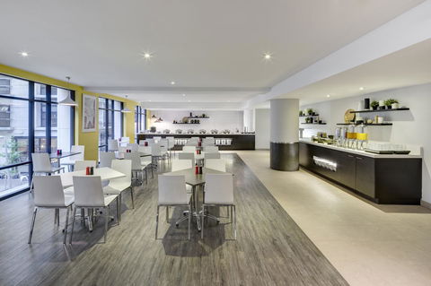 Ibis Styles Sydney Central - Accommodation Main Beach 4