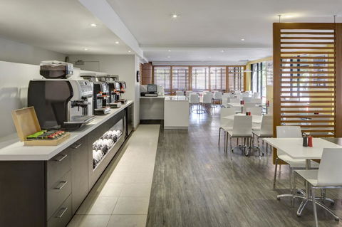 Ibis Styles Sydney Central - Accommodation Main Beach 6