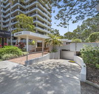 Pacific Towers Beach Resort - Accommodation Main Beach