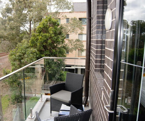 Seranin | Gordon - Accommodation Main Beach 6