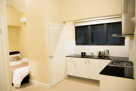 T&M HOUSE - Accommodation Main Beach 17