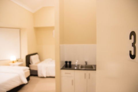 T&M HOUSE - Accommodation Main Beach 16