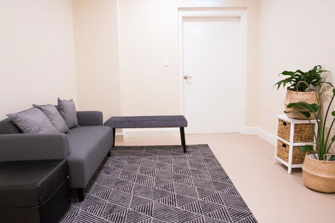 T&M HOUSE - Accommodation Main Beach 10