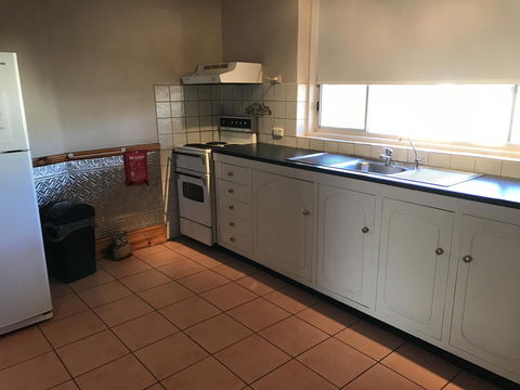 Jadan Cottages - Accommodation Main Beach 13