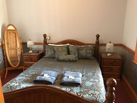 Jadan Cottages - Accommodation Main Beach 17