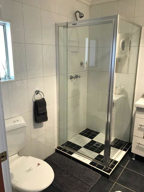 Jadan Cottages - Accommodation Main Beach 6