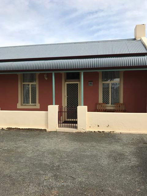 Jadan Cottages - Accommodation Main Beach 22