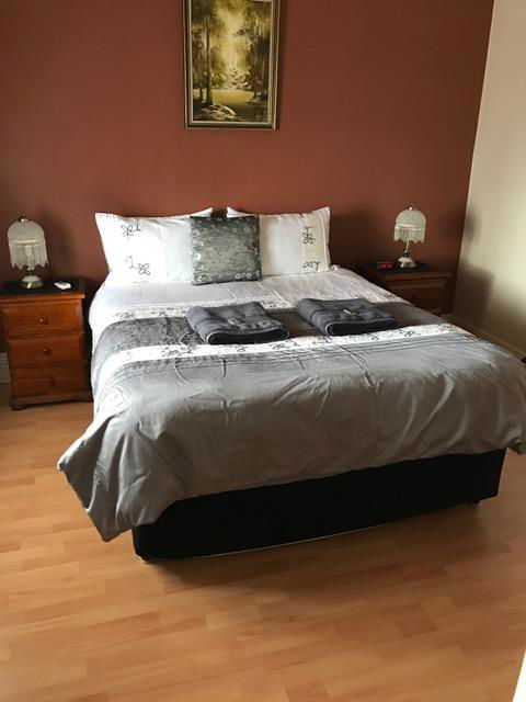 Jadan Cottages - Accommodation Main Beach 1
