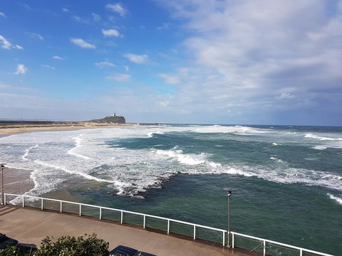 Arena Luxury Beachfront Apartment - Accommodation Main Beach 40