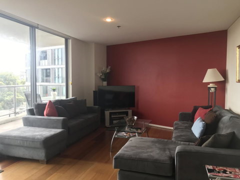 Bondi Junction Apartments - Accommodation Main Beach 10