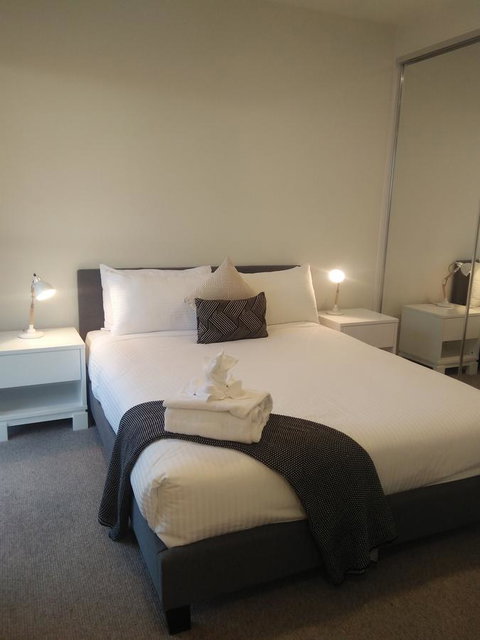 Bondi Junction Apartments - Accommodation Main Beach 4