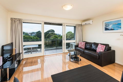 Horizon Holiday Apartments - Accommodation Main Beach 12