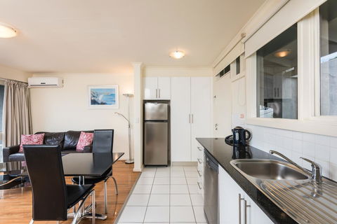 Horizon Holiday Apartments - Accommodation Main Beach 13