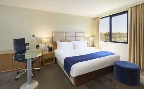Holiday Inn Parramatta, An IHG Hotel - Accommodation Main Beach 3