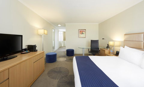 Holiday Inn Parramatta, An IHG Hotel - Accommodation Main Beach 6