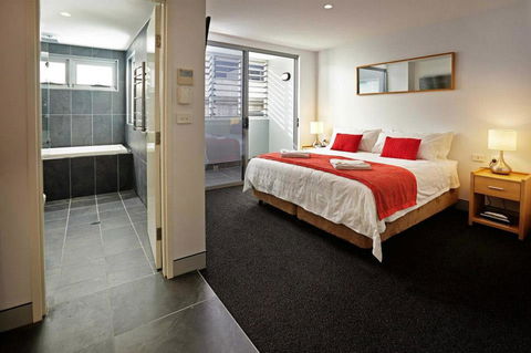 Crown On Darby Newcastle - Accommodation Main Beach 24