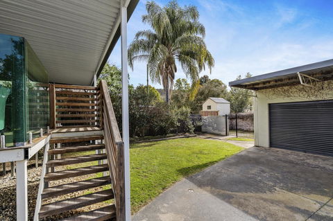 The Spa Cottage With HotTub, Netflix & Stan - Accommodation Main Beach 21