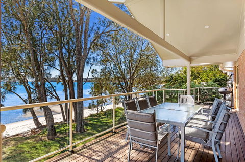 Foreshore Drive, 123, Sandranch - Accommodation Main Beach 0