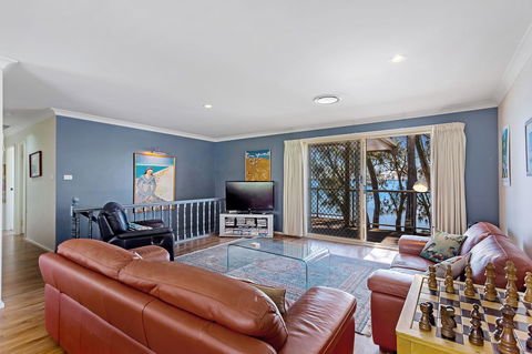 Foreshore Drive, 123, Sandranch - Accommodation Main Beach 5