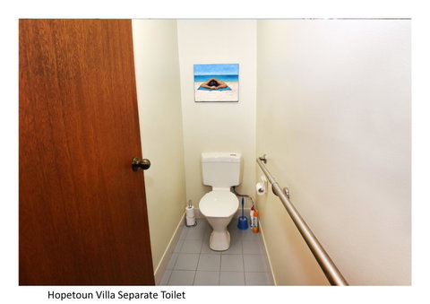 Hopetoun Villa - Accommodation Main Beach 4