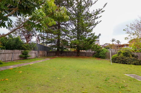 Coastal Horizons Beach House - Accommodation Main Beach 15