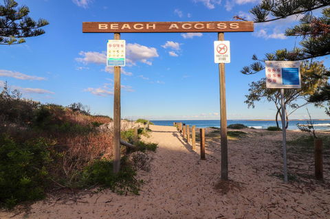 Coastal Horizons Beach House - Accommodation Main Beach 18