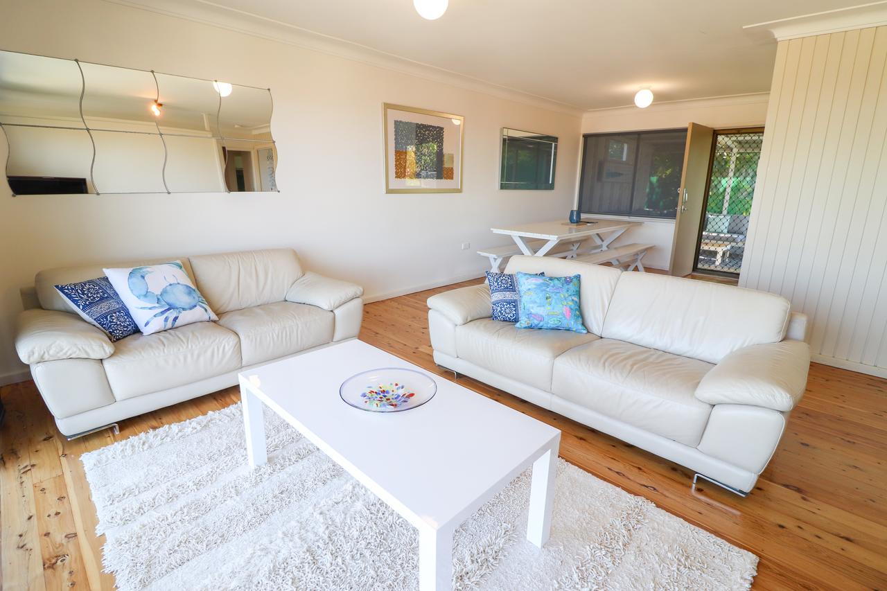 Caves Beach NSW Accommodation Main Beach