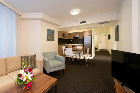 APX World Square - Accommodation Main Beach 6