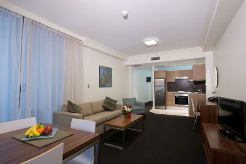 APX World Square - Accommodation Main Beach 5