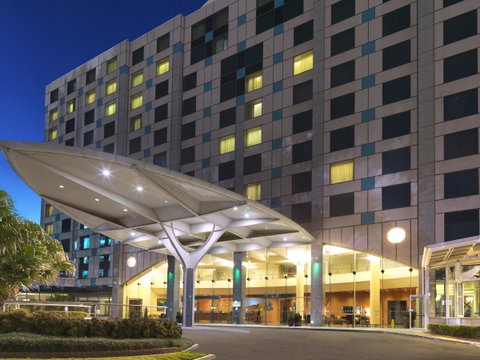Crowne Plaza Sydney Airport, An IHG Hotel - Accommodation Main Beach 11