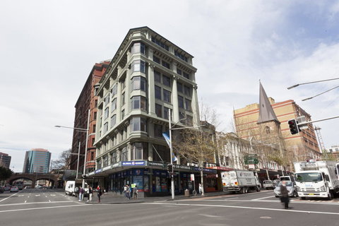 790 On George Backpackers - Accommodation Main Beach 0