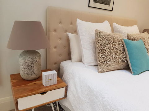 Private Room - Luxury Mosman Home - Accommodation Main Beach 14